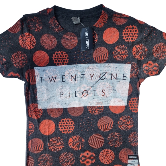 Twenty One Pilots Pattern Circles Tee - Picture 5 of 6